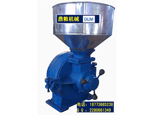 30型磨片式粉碎機、磨粉機磨粉機，磨片式，產(chǎn)量達1000公斤時,粗細可調(diào)